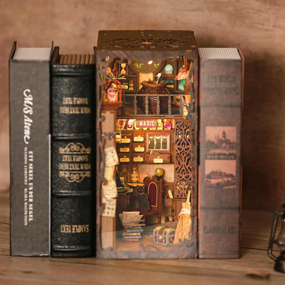 Magic Pharmacist Miniature Book Nook Kit - Dust Cover Included